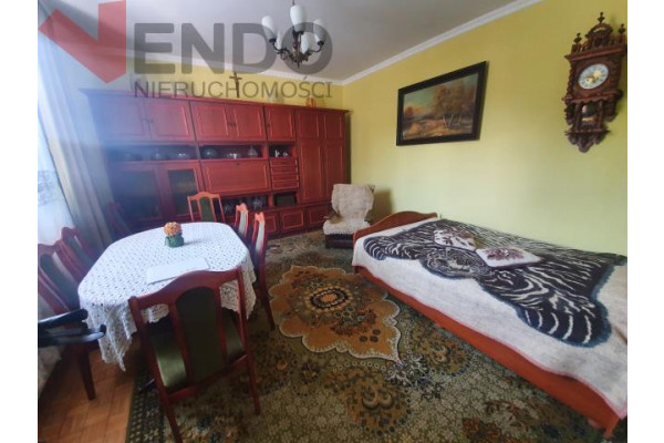 wrocławski, Sob&oacute;tka, Dom z dużym bud. garażowym, blisko rynku, Sob&oacute;tka