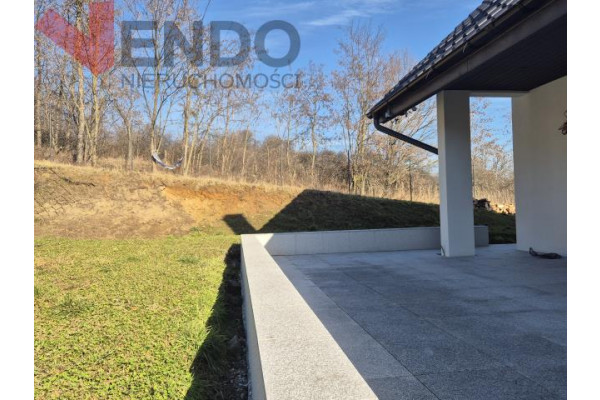 wrocławski, Sob&oacute;tka, Wyjątkowo położony nowy dom na wzg&oacute;rzu -przy lesie