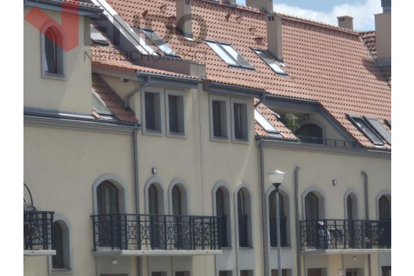 wrocławski, Kobierzyce, Eleganckie/3 pok./winda/garaż/ m-ce post./kom&oacute;rka lokatorska
