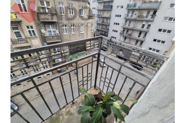 Wrocław, Kamienica/2 pok./osobna kuchnia/balkon/ul. SPIŻOWA